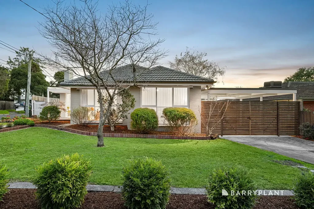 Bayswater 3chambre Stylish, standalone and superbly positioned.