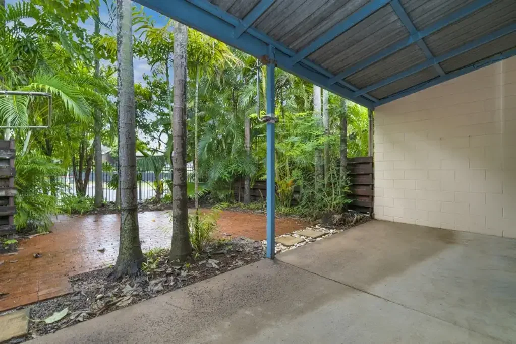 CHARMING 2-BEDROOM UNIT IN THE HEART OF PARAP