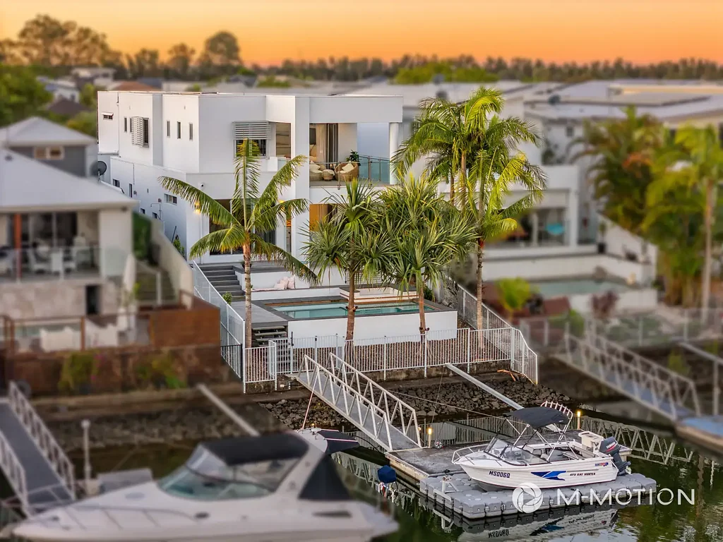 14 Quayside Drive, Helensvale, QLD 4212