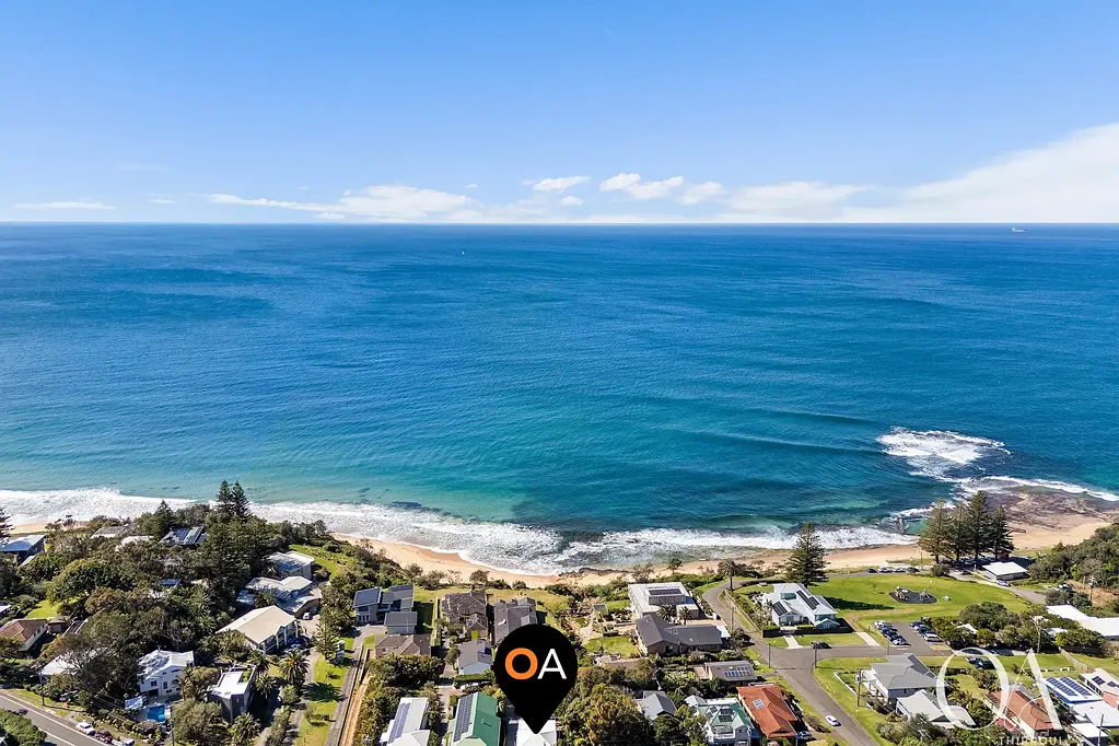 Wombarra 4Zimmer Rare Beachside Opportunity with Ocean Views & Dual Living
