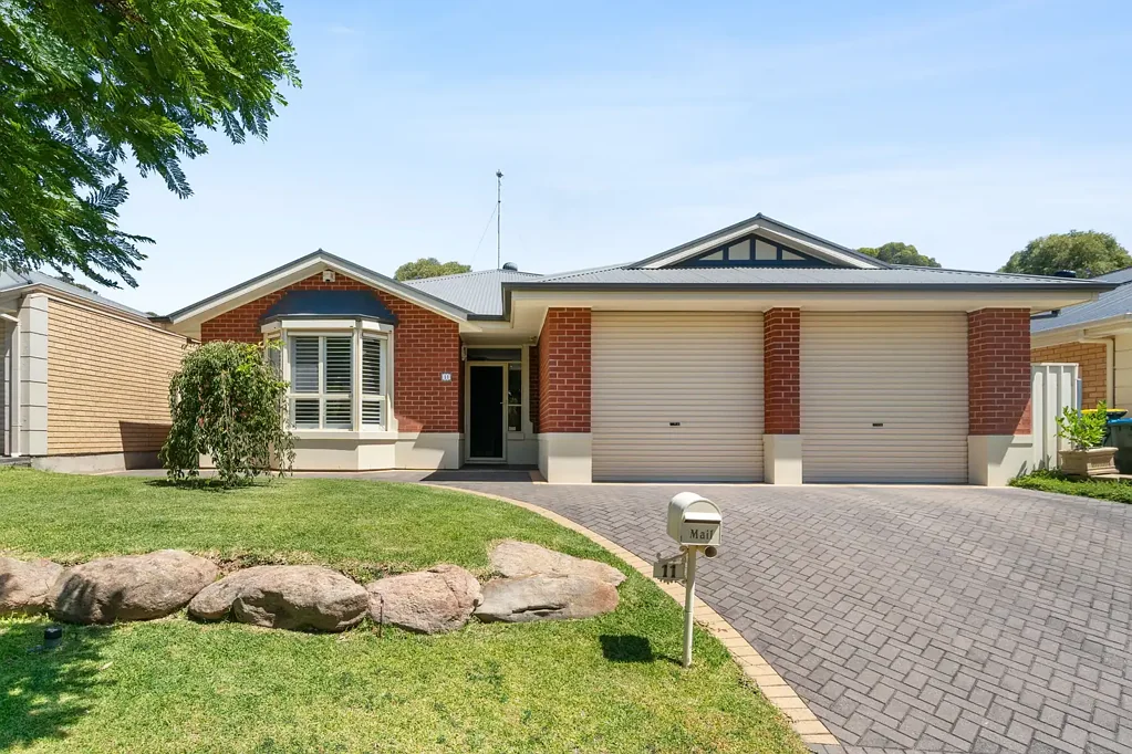 11 Parkway Avenue, Walkley Heights, SA 5098