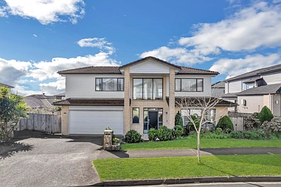 Flat Bush 5Kwarto Walk to Ormiston Schools – Must Be Sold!