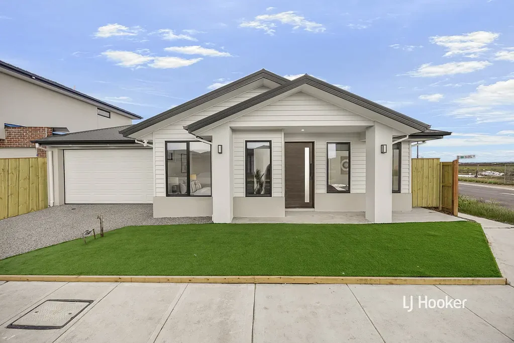 Fraser Rise 4房 即将上市，附专业照片 Quality, Comfort and Convenience in One Address