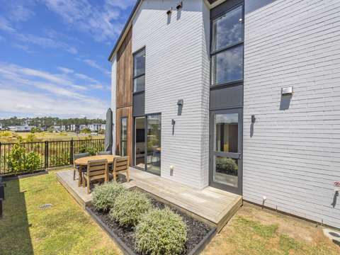 Kumeu 4 Bedroom Price Reduced! Gorgeous Views
