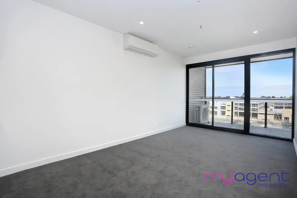 Modern Apartment Living in the Heart of Edgewater