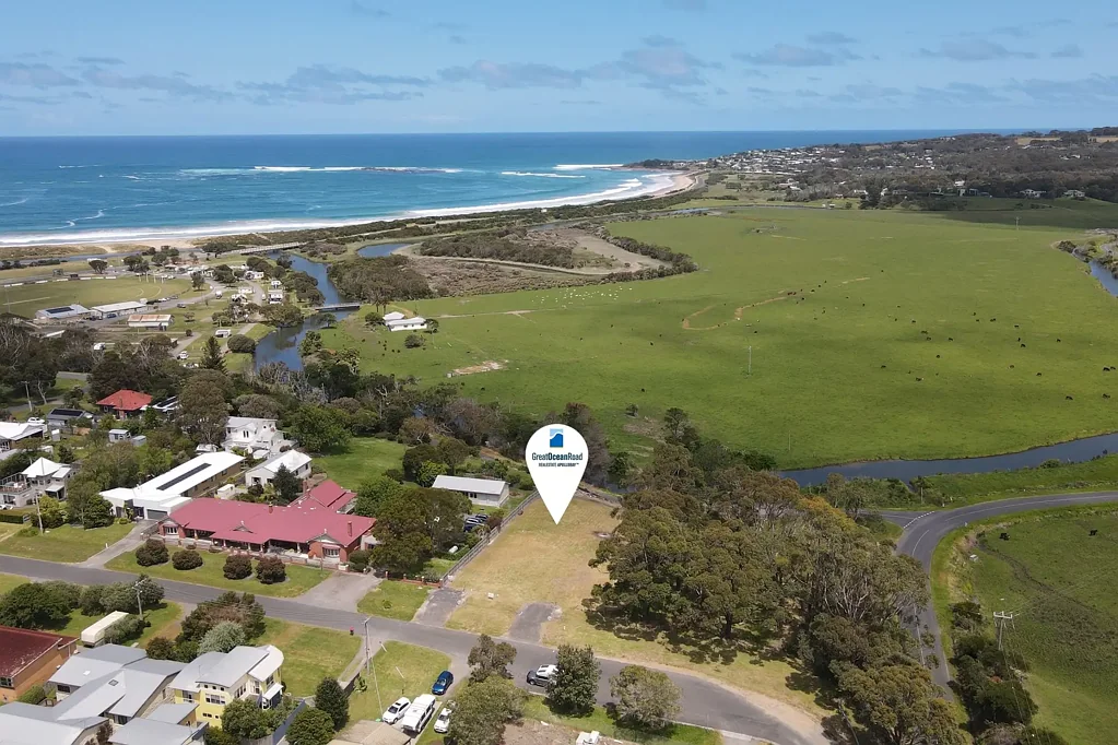 Apollo Bay RARE VACANT DOUBLE ALLOTMENT – BLUE CHIP LOCATION