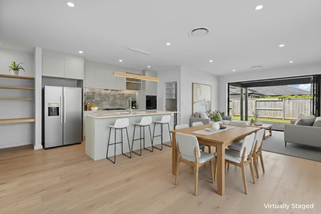Papamoa 5房  Two homes, one prestigious Palm Springs address!