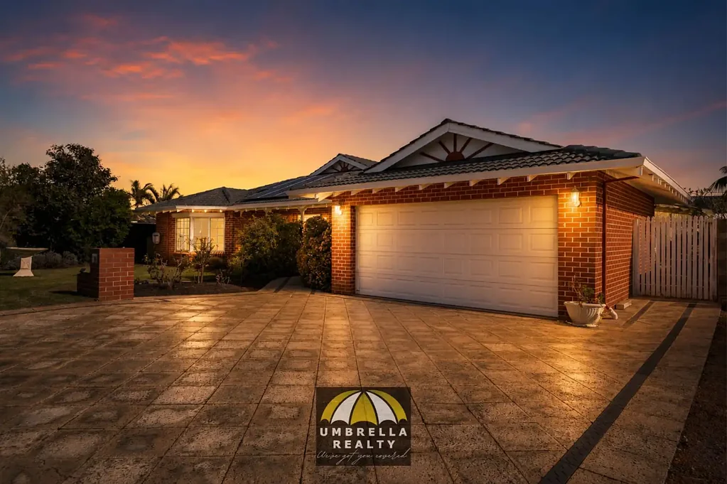 Pelican Point 4房  Spacious Family Living with Exceptional Entertaining in the Prestigious Pelican Point Golf Estate
