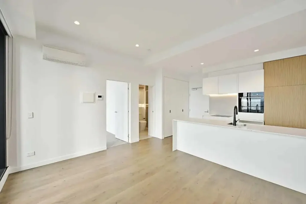 Affordable One bedroom Luxury Apartment in Ivanhoe