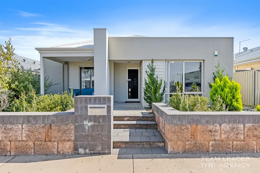 South Yunderup 4ਬੈੱਡਰੂਮ Stylish Street Appeal & Family-Focused Living
