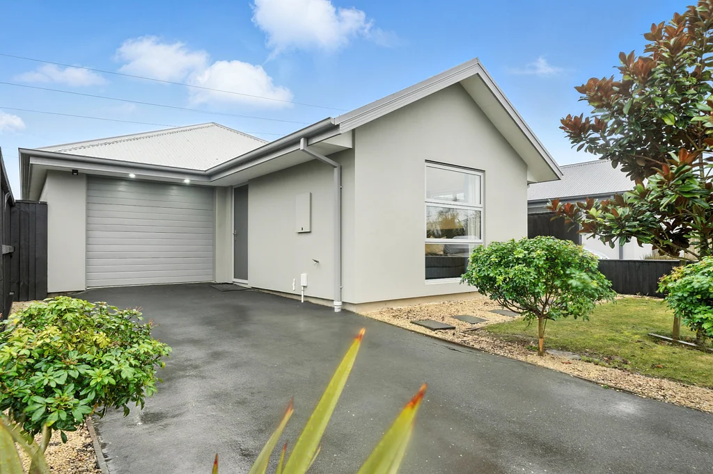 Rangiora 3 Bedroom Move-In Ready, Convenient Location!