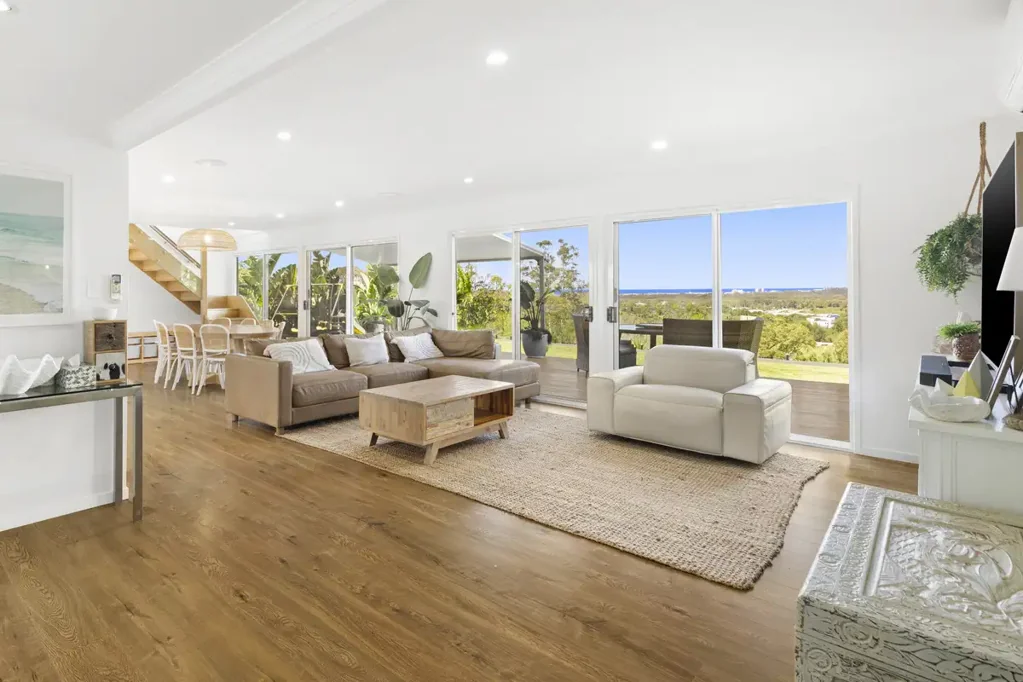 Little Mountain 4房  Stylish Coastal Living with Sweeping Ocean Views