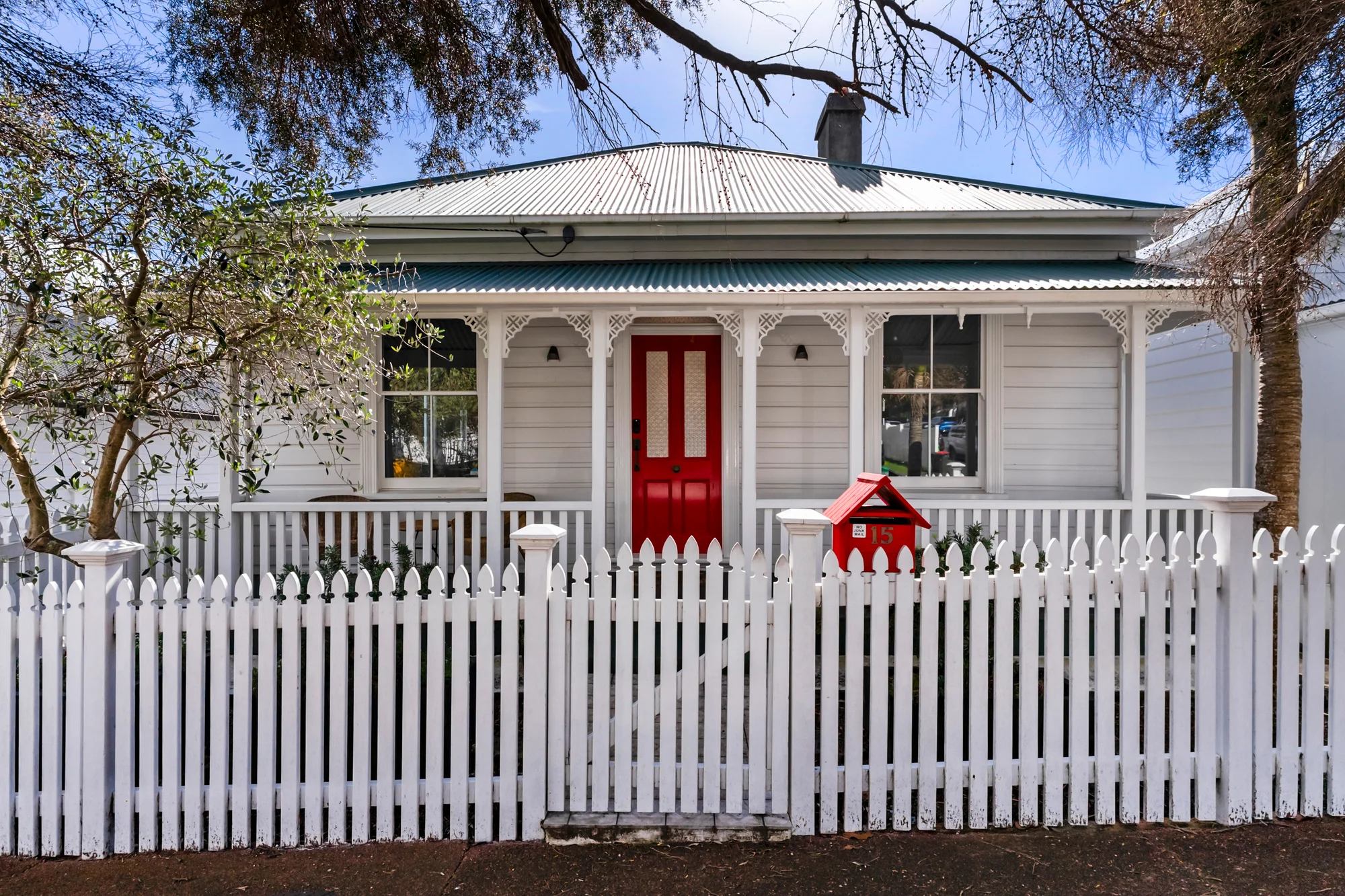 EXECUTIVE PONSONBY LIVING | FULLY FURNISHED | STEPS FROM PONSONBY ROAD
