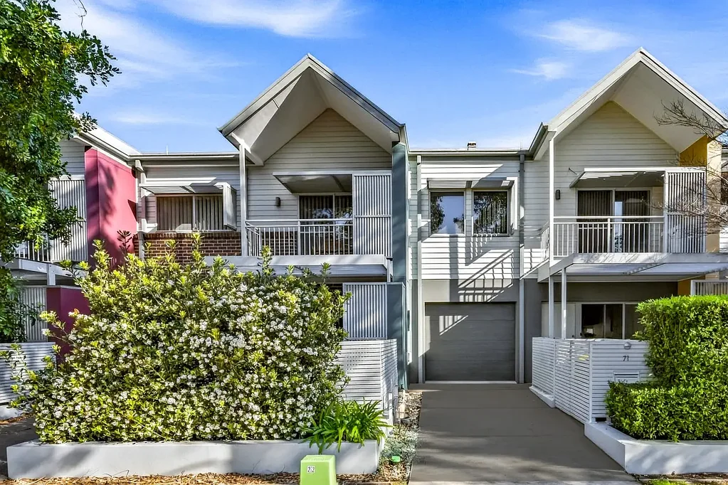 Cranebrook 2Zimmer Designed for Living, Not Just Looking Good