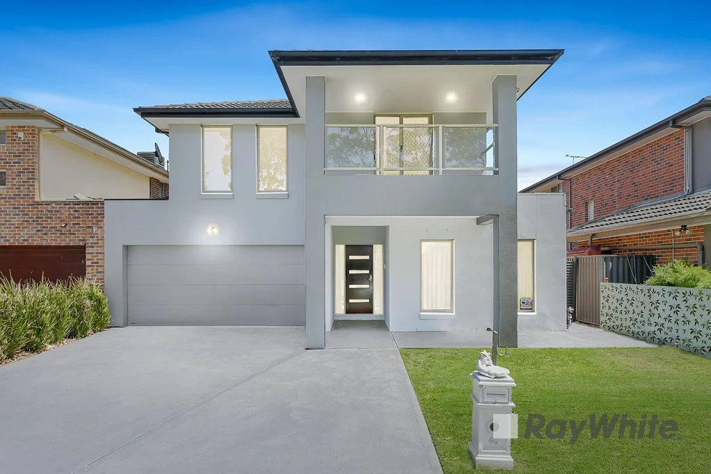 40 Hidden Grove Boulevard, Keysborough, VIC 3173