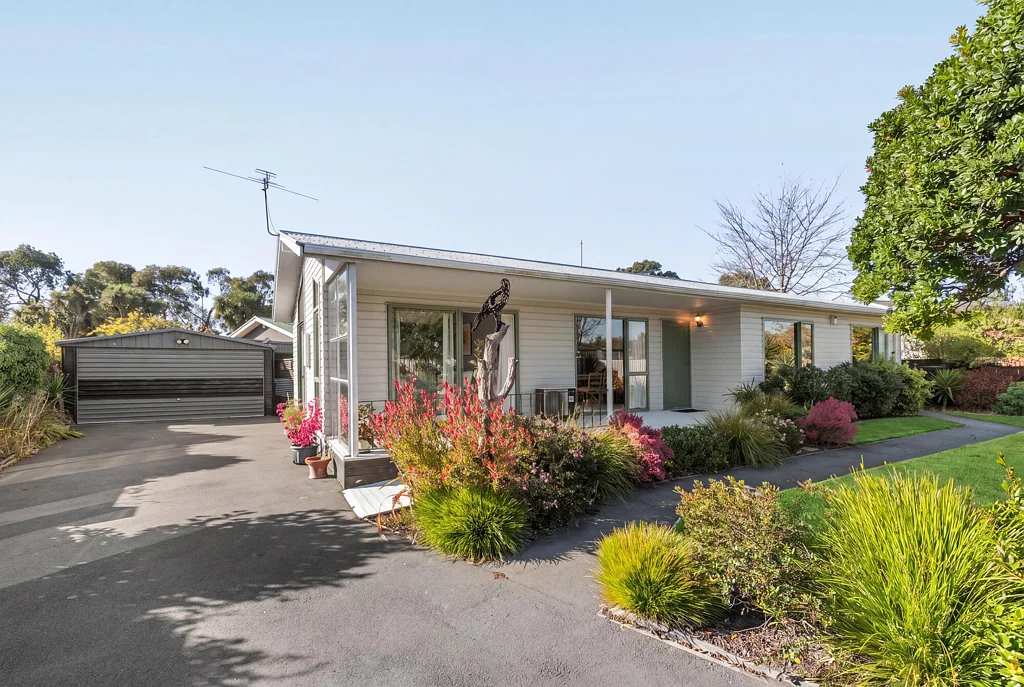Avondale 3 Bedroom Space to Relax. Room to Live.
