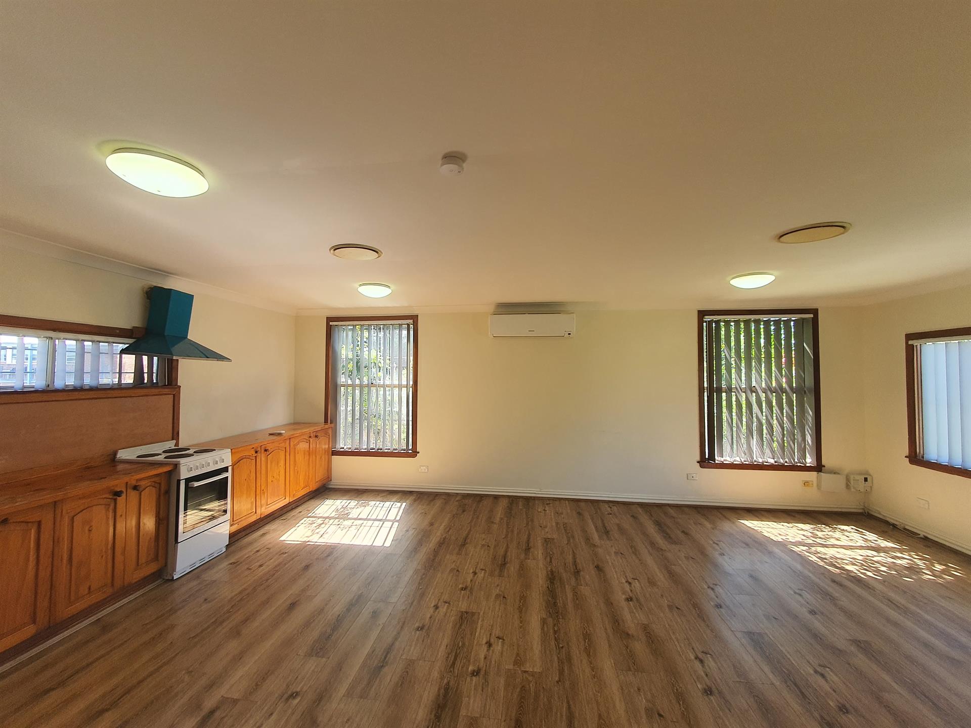 121B LEACOCKS LANE, CASULA NSW 2170, 0 Kuwarto, 0 Banyo, House