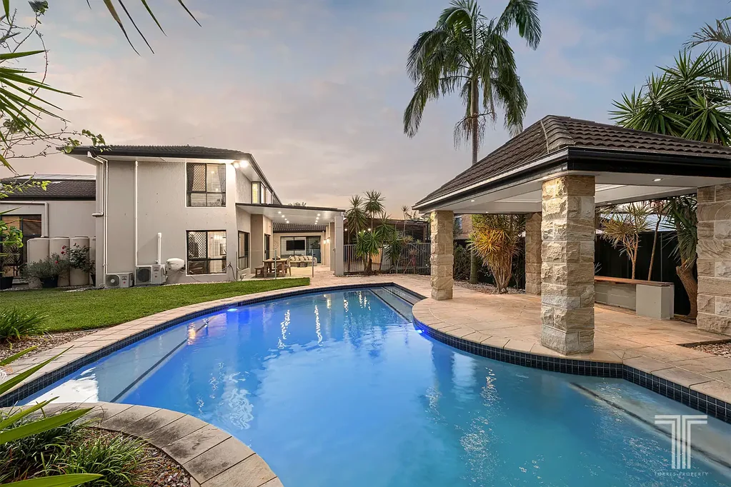Carindale 5房  Family Sanctuary with Inspired Entertaining