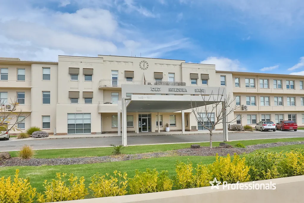 Mildura 2બેડરૂમ Two Fully Furnished Quality Apartments – Iconic Old Mildura Base Complex