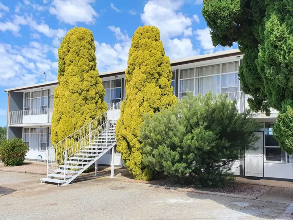 One bedroom upstairs Unit