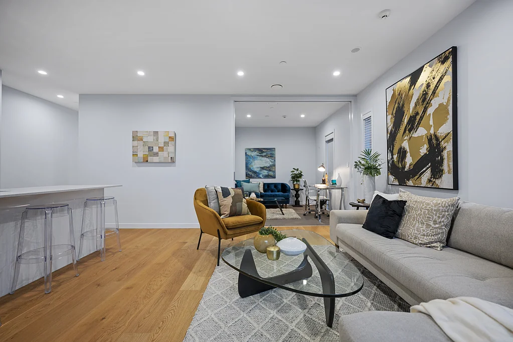 Takapuna 2房  Stylish Lock Up & Leave in the Heart of Takapuna