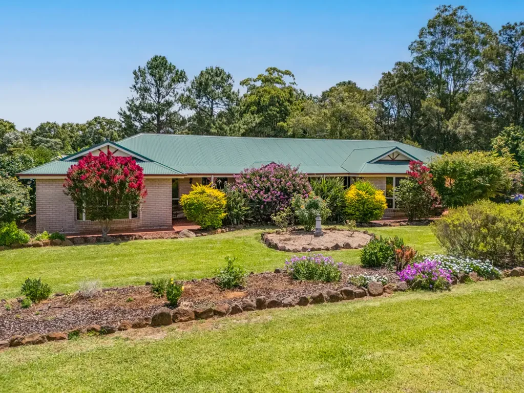 15 Bronwyn Court, Highfields, QLD 4352