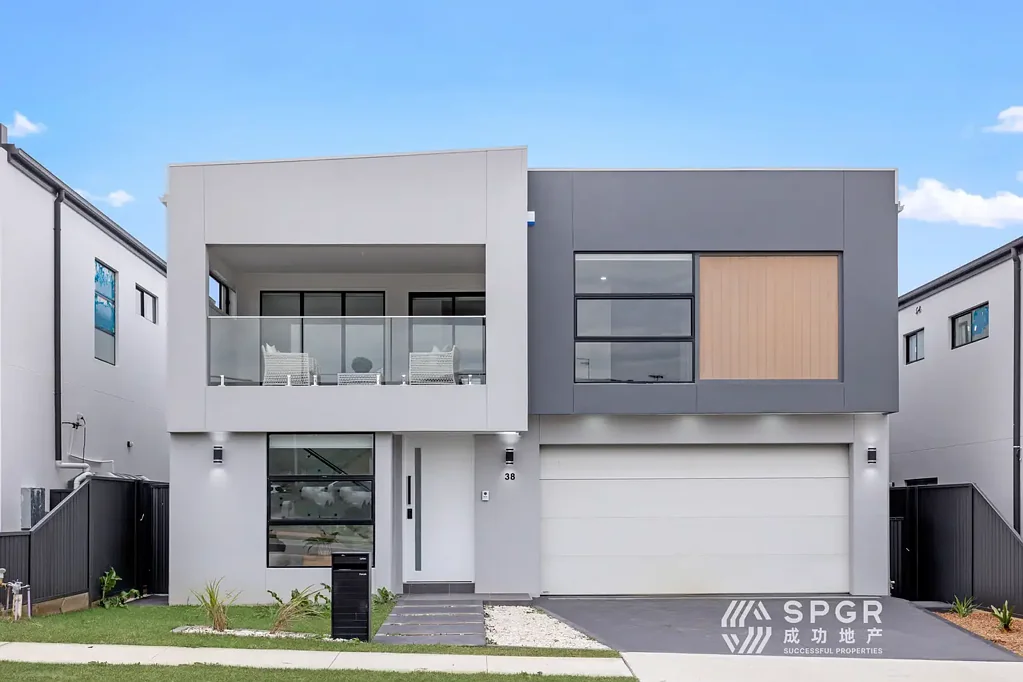 North Kellyville 5房  Unveiling Unmatched Luxury: Explore Your New Home with Expansive Living Spaces