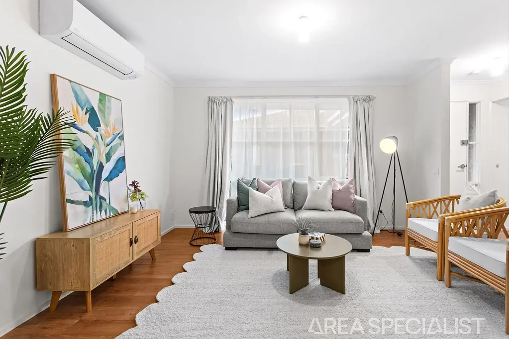 Langwarrin 2 Slaapkamer The Brief: Freshly Renovated Gem in Prime Langwarrin Location!