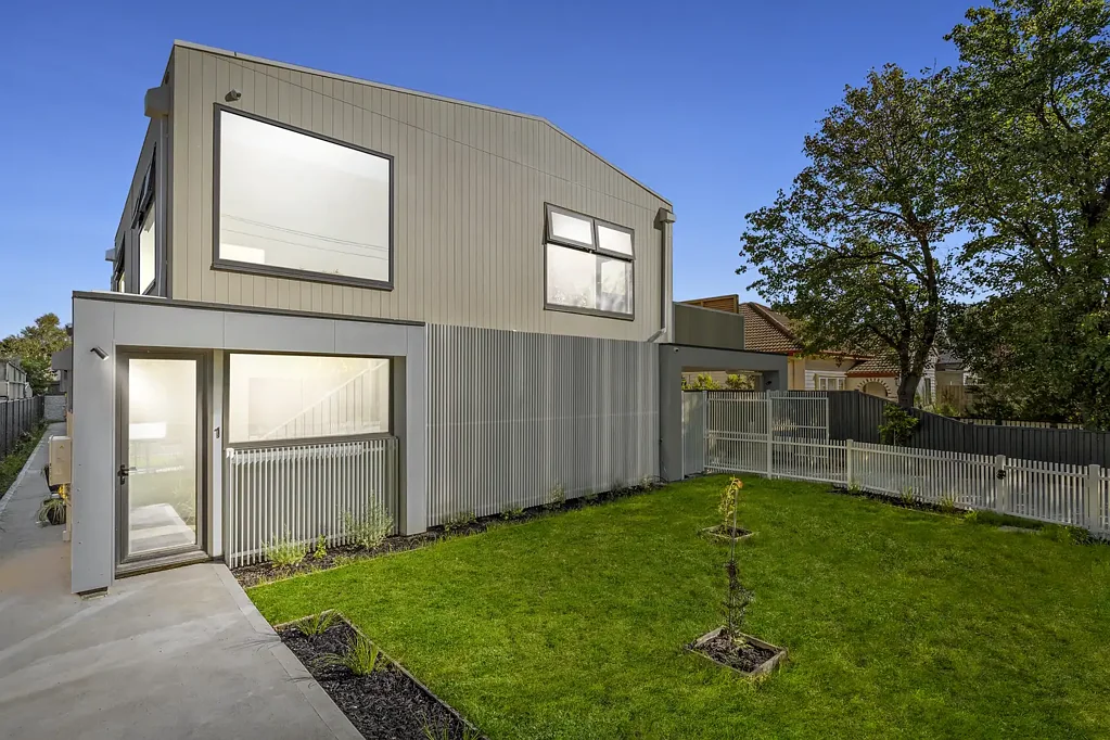 Maidstone 2chambre Maidstone's Modern Front-Runner