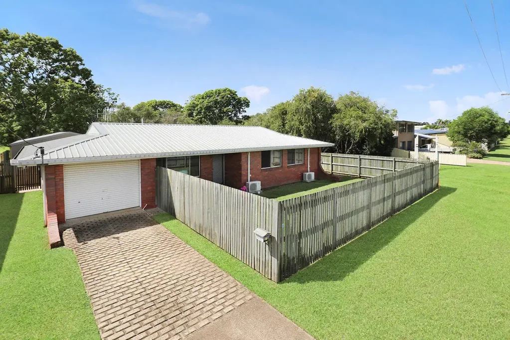 6 Jocelyn Parade, Granville, QLD 4650