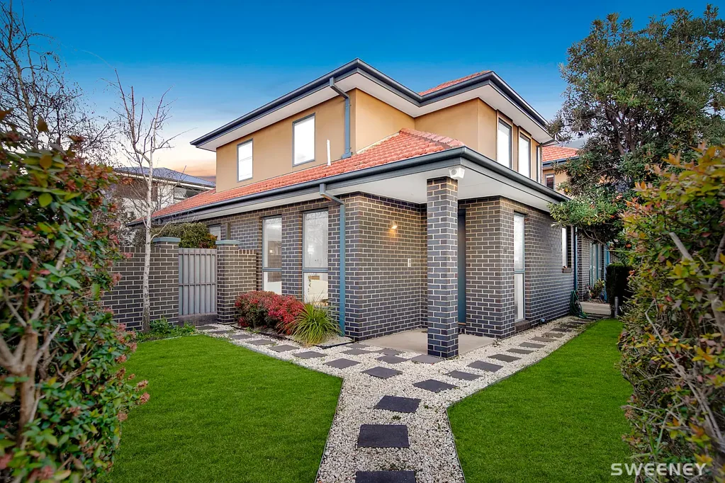 Altona North 2 Bedroom Lifestyle, Location & Low-Maintenance Living in the Avenues