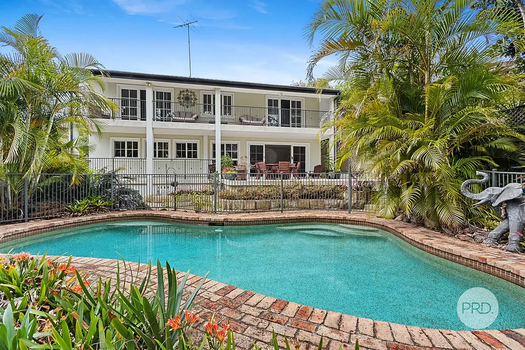 17 Banksia Place, Lugarno, NSW 2210
