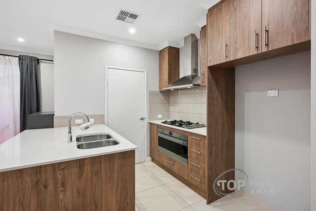 Willetton 5房  NEW PRICE! BUILT CIRCA 2019 EASY CARE WHSZ HOME