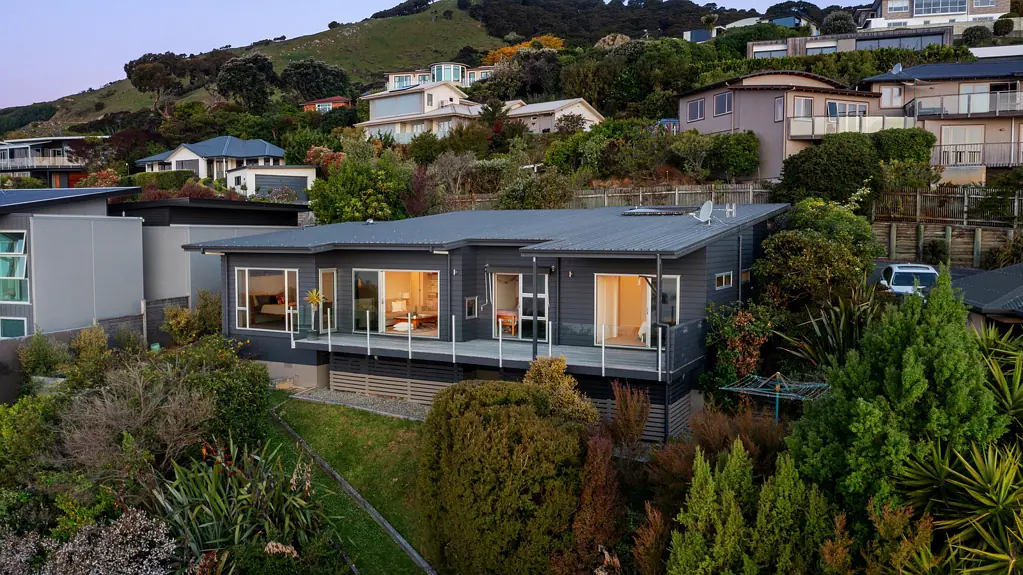 Marybank 3ਬੈੱਡਰੂਮ Space, Sunshine, and Stunning Sea Views