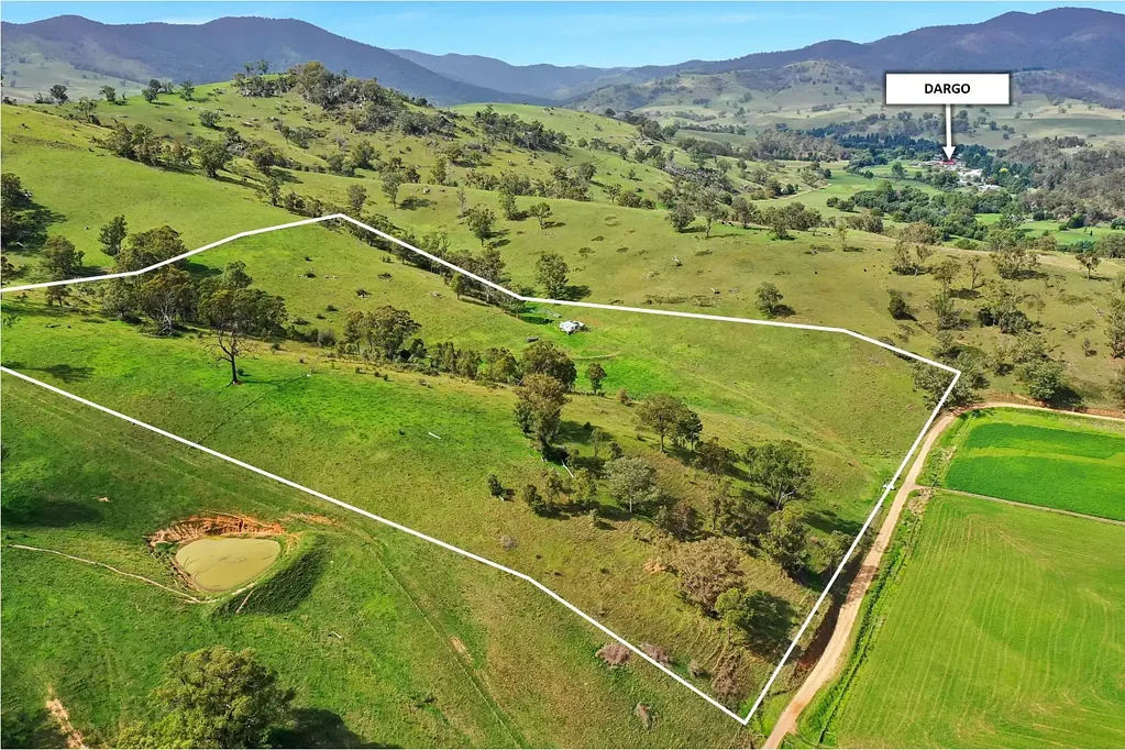 1 Dalmore Road, Dargo, VIC 3862