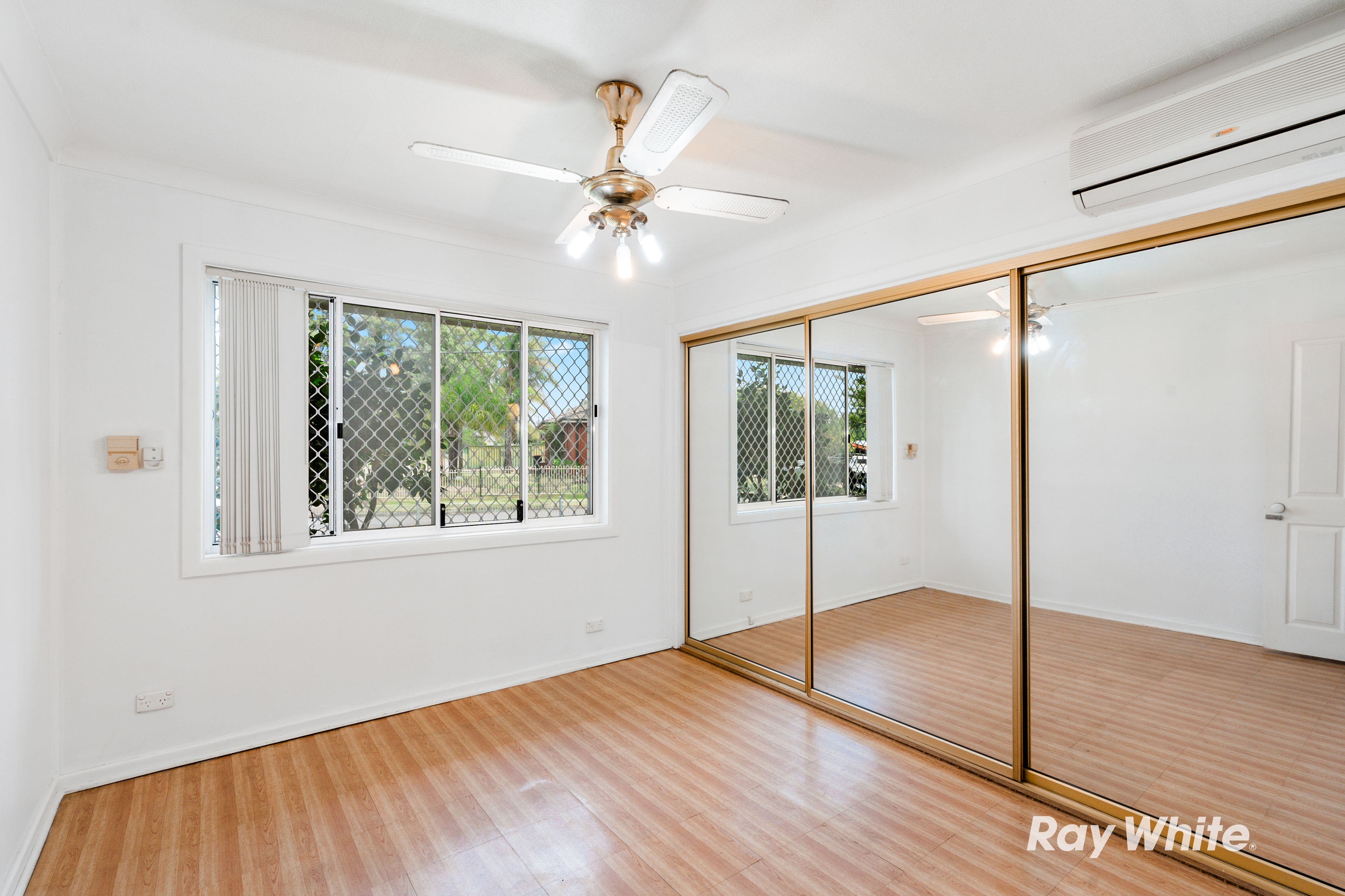 71 MINDANAO AV, LETHBRIDGE PARK NSW 2770, 0房, 0浴, House