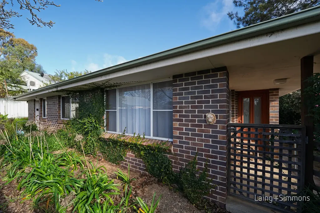 Charming Home in Prime Location!