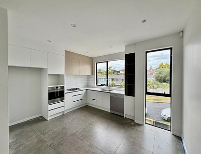 2B/2 Grove Lane, Pakuranga, Manukau City, Auckland, 3房, 3浴, 整租独立别墅