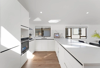 Northcote, 5 bedrooms