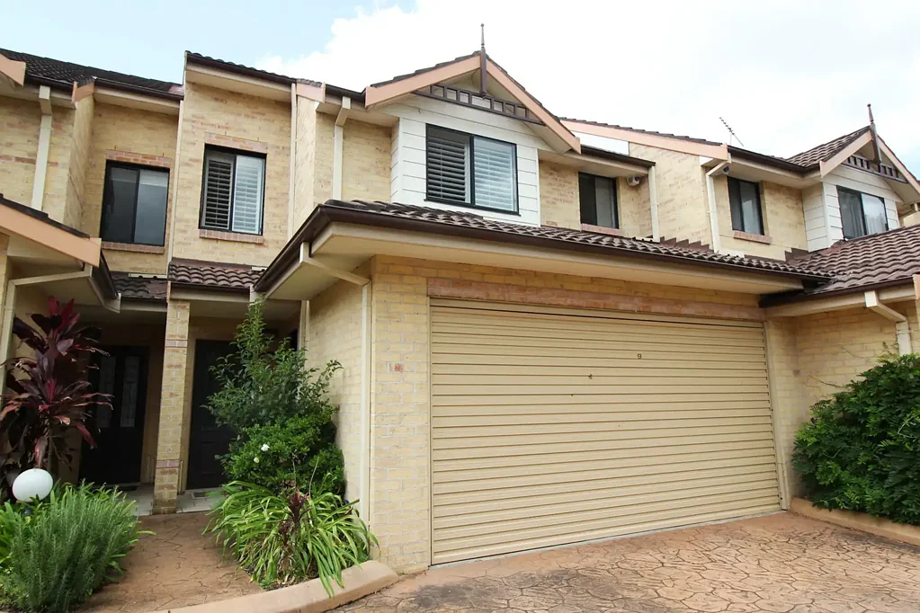 Spacious 3-Bedroom Townhouse