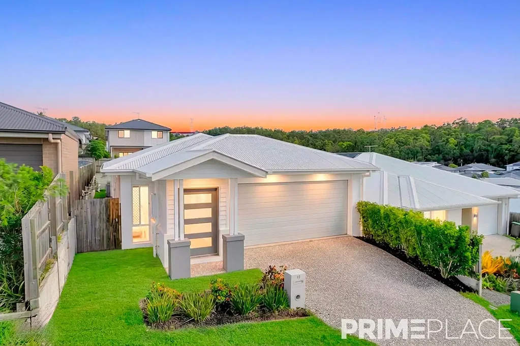 13 LATROBE COURT, Spring Mountain, QLD 4300