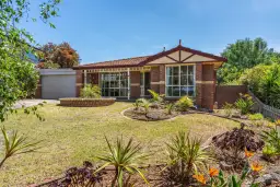 2 Avon Court, Langwarrin