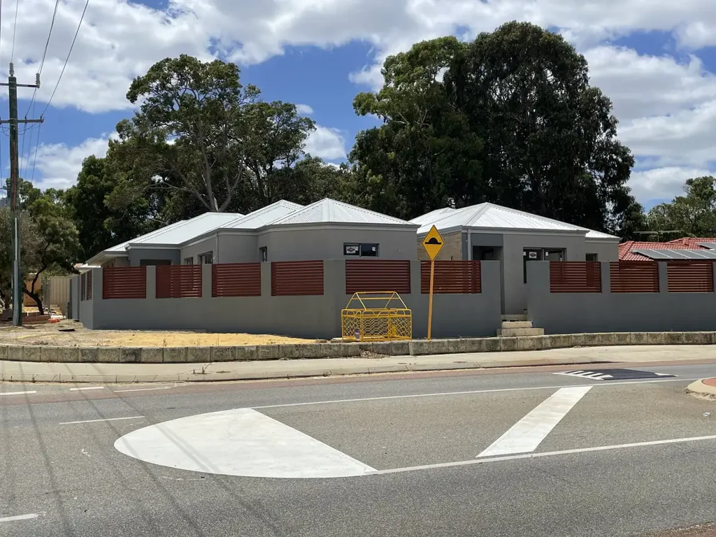 1A Begonia Way, Forrestfield, WA 6058