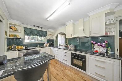 29 Wattle Crescent, Tumut, NSW 2720, 4 slaapkamers, 1 badkamers, House
