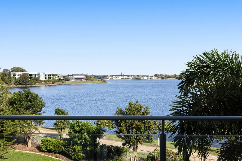 225/21 Innovation Parkway, Birtinya, QLD 4575