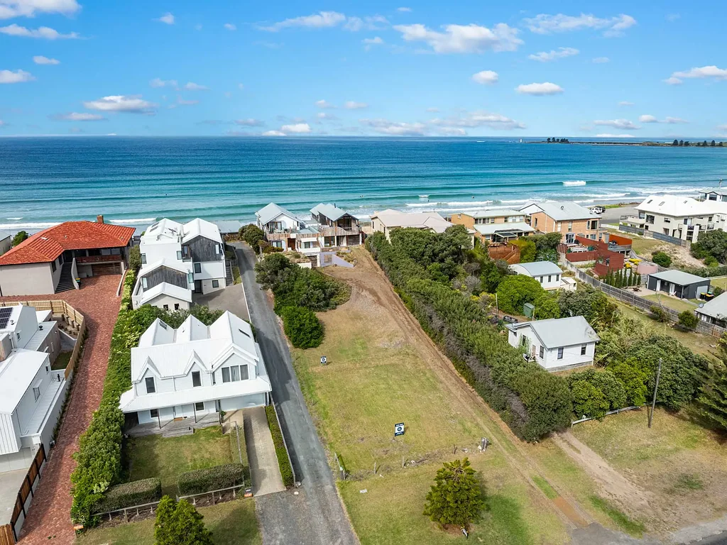 Port Fairy  Prime Land in Port Fairy