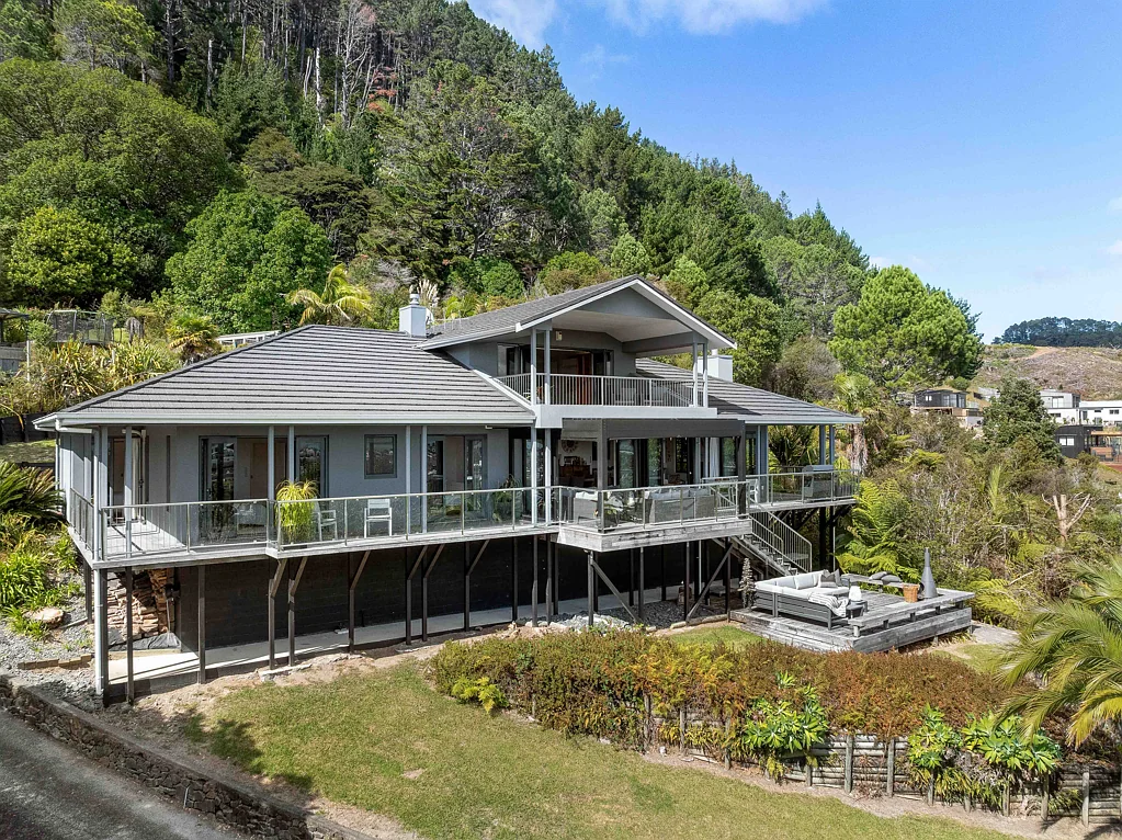 Pauanui 4Kwarto Stunning Views! Bush Backdrop!