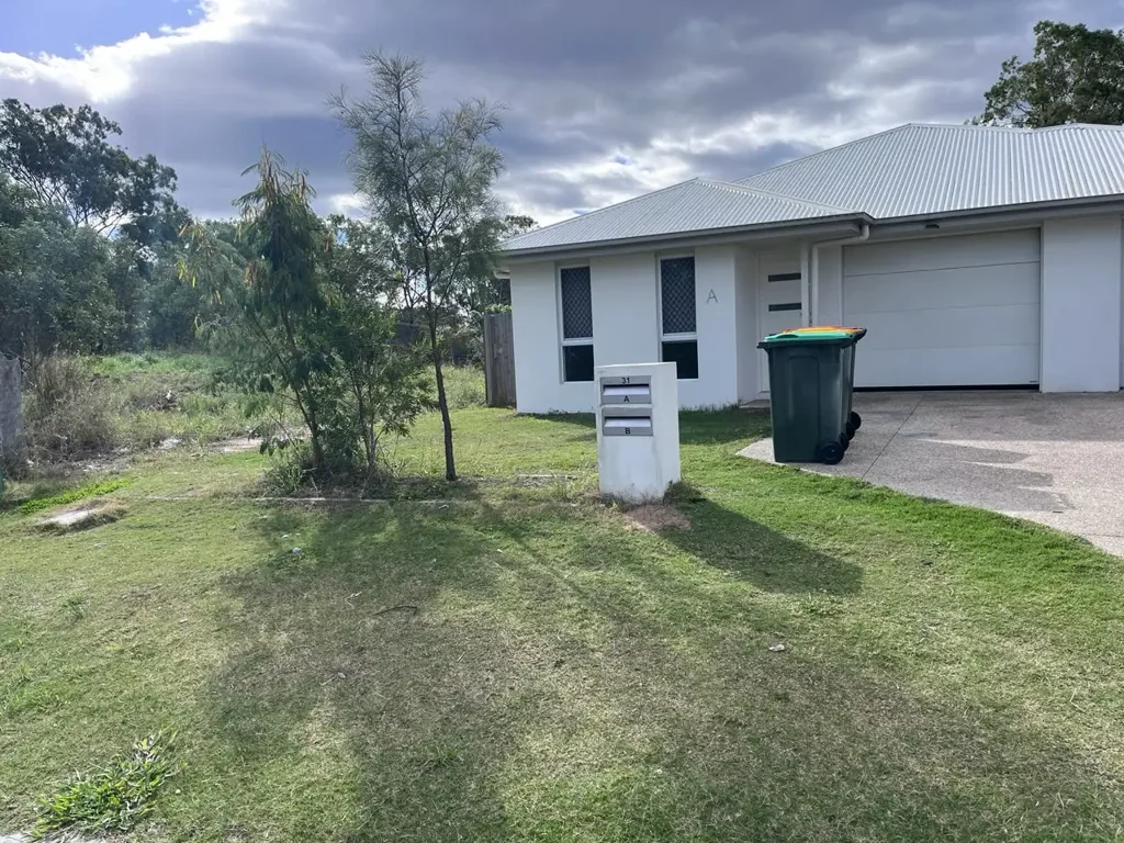 DUPLEX HOME IN REDBANK - UNIT 1