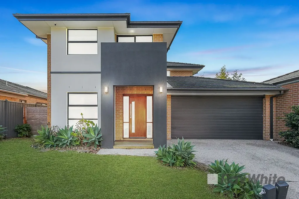 25 Clarendon Drive, Keysborough, VIC 3173