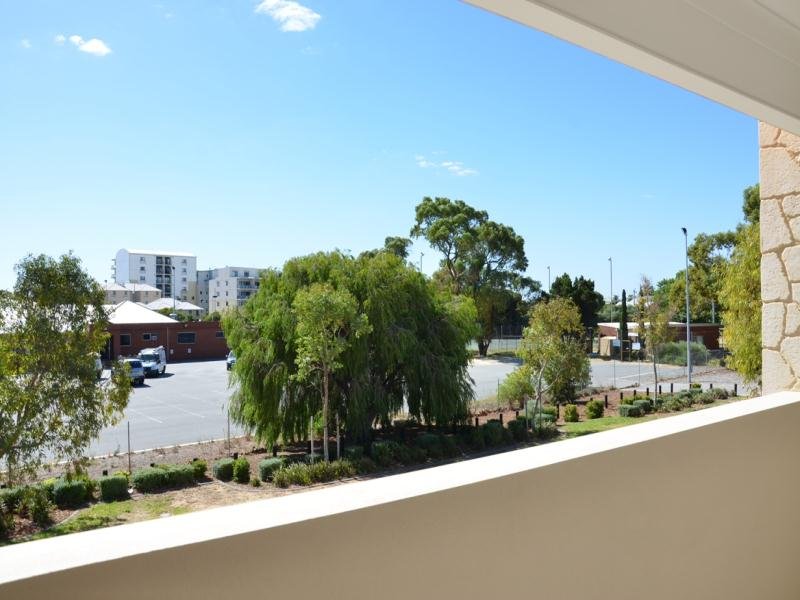 14 DEVONSHIRE TURN, ROCKINGHAM WA 6168, 0房, 0浴, Townhouse